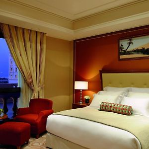 Deluxe Zimmer mit Kingsize-Bett